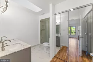 11163 Lake Chapel Ln, Reston, VA 20191 - Photo 37
