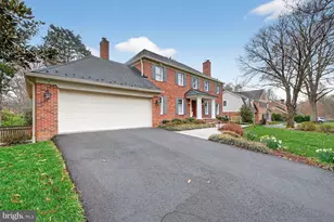 1205 Suffield Dr, McLean, VA 22101 - Photo 3