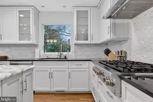 1205 Suffield Dr, McLean, VA 22101 - Photo 13