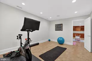 1205 Suffield Dr, McLean, VA 22101 - Photo 43