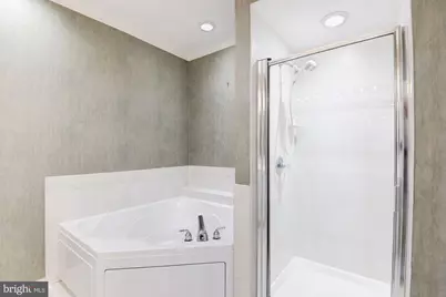 1860 Stratford Park Place #204, Reston, VA 20190 - Photo 25