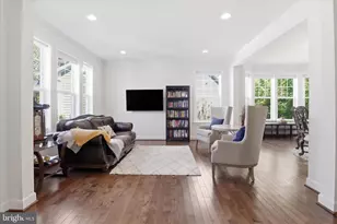8383 Edward Carr Ct, Springfield, VA 22153 - Photo 3