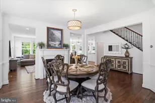8383 Edward Carr Ct, Springfield, VA 22153 - Photo 7