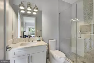 9604 Pembroke Pl, Vienna, VA 22182 - Photo 35