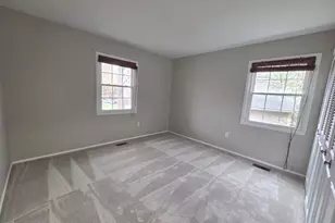 4339 Mt Carriage Ln, Fairfax, VA 22033 - Photo 13