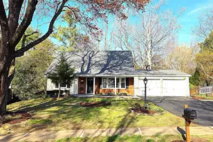 4339 Mt Carriage Ln, Fairfax, VA 22033 - Photo 1