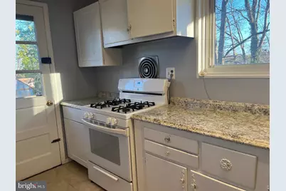 6323 Fenton Court, Alexandria, VA 22312 - Photo 11