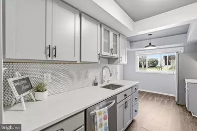 10222 Bushman Drive #8101, Oakton, VA 22124 - Photo 11