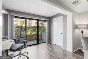 10222 Bushman Dr, Oakton, VA 22124 - Photo 19