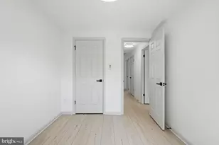 2984 Blaketon Ln, Oakton, VA 22124 - Photo 15