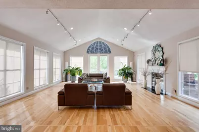 1535 Lincoln #301, McLean, VA 22102 - Photo 19