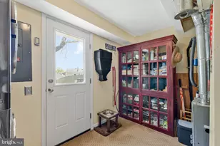 13227 Pearsall Ln, Fairfax, VA 22033 - Photo 37