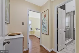 13227 Pearsall Ln, Fairfax, VA 22033 - Photo 15