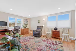 13227 Pearsall Ln, Fairfax, VA 22033 - Photo 23