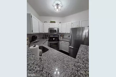 14322 Climbing Rose Way #301, Centreville, VA 20121 - Photo 5