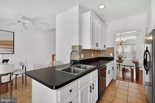 5369 Crimson Sky Ct, Centreville, VA 20120 - Photo 7