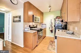 4909 Americana Dr, Annandale, VA 22003 - Photo 13