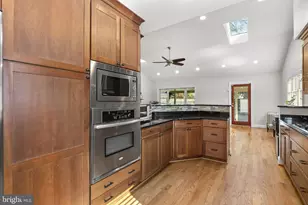 6415 Shady Ln, Falls Church, VA 22042 - Photo 21