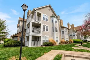 5624 Willoughby Newton Dr, Centreville, VA 20120 - Photo 1