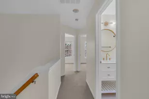 11481 Carriage Gate Ct, Fairfax, VA 22030 - Photo 21