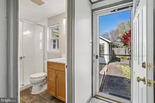 6809 Ontario St, Springfield, VA 22152 - Photo 41