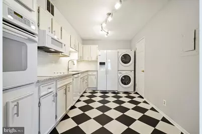 5902 Mount Eagle Drive #1402, Alexandria, VA 22303 - Photo 19