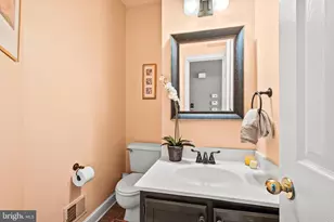 14601 Flower Hill Dr, Centreville, VA 20120 - Photo 7