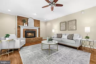 7412 Brian Run Ct, Springfield, VA 22153 - Photo 21