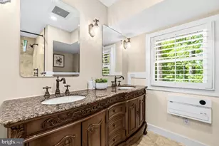 7412 Brian Run Ct, Springfield, VA 22153 - Photo 27