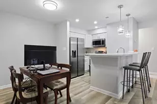 6908 Mary Caroline Cir, Alexandria, VA 22310 - Photo 9