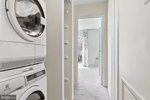 2032 Royal Fern Ct, Reston, VA 20191 - Photo 17