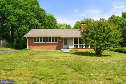 4526 Roundhill Road, Alexandria, VA 22310 - Photo 3