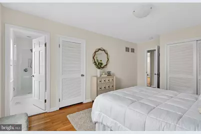 6805 Market Square Drive, McLean, VA 22101 - Photo 19