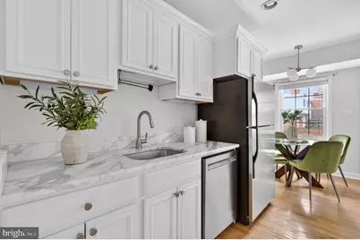 6805 Market Square Drive, McLean, VA 22101 - Photo 3