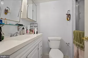 7630 Provincial Dr, McLean, VA 22102 - Photo 25