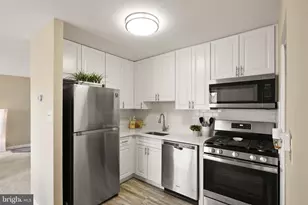 7423 Little River Turnpike, Annandale, VA 22003 - Photo 11