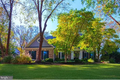 10409 Dunn Meadow Road, Vienna, VA 22182 - Photo 1