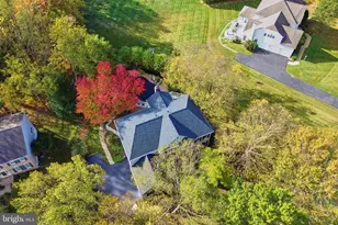 10409 Dunn Meadow Rd, Vienna, VA 22182 - Photo 21