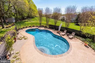 10409 Dunn Meadow Rd, Vienna, VA 22182 - Photo 71