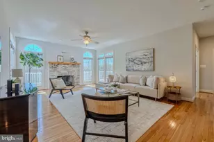 10409 Dunn Meadow Rd, Vienna, VA 22182 - Photo 17