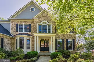 10409 Dunn Meadow Rd, Vienna, VA 22182 - Photo 1