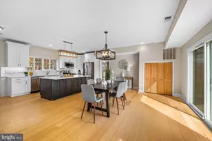 7312 Falmouth St, Springfield, VA 22150 - Photo 9