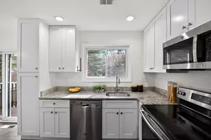 2434 Southgate Square, Reston, VA 20191 - Photo 11