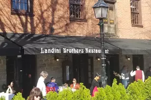 8503 W Boulevard Dr, Alexandria, VA 22308 - Photo 79