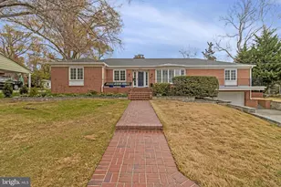 8503 W Boulevard Dr, Alexandria, VA 22308 - Photo 3