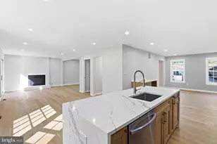 12136 Westwood Hills Dr, Herndon, VA 20171 - Photo 17