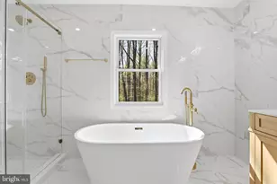 12136 Westwood Hills Dr, Herndon, VA 20171 - Photo 33