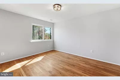 11556 Links Drive, Reston, VA 20190 - Photo 19