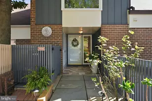 11556 Links Dr, Reston, VA 20190 - Photo 3