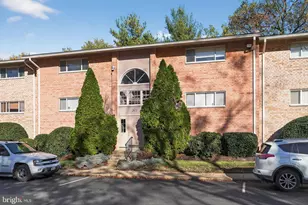 2821 Kalmia Lee Ct, Falls Church, VA 22042 - Photo 1